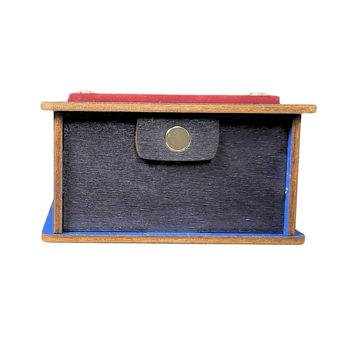 Living-Hinge GRM Deck Box | 60 Card Storage with Feature Card Window